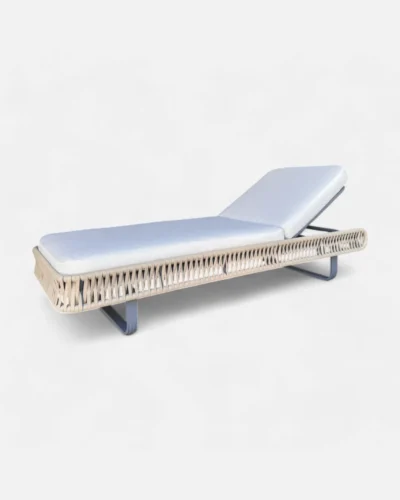 Tumbona de cuerda y aluminio