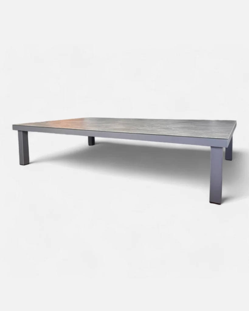 Mesa de centro Ocean en aluminio antracita con tablero en cristal cerámico