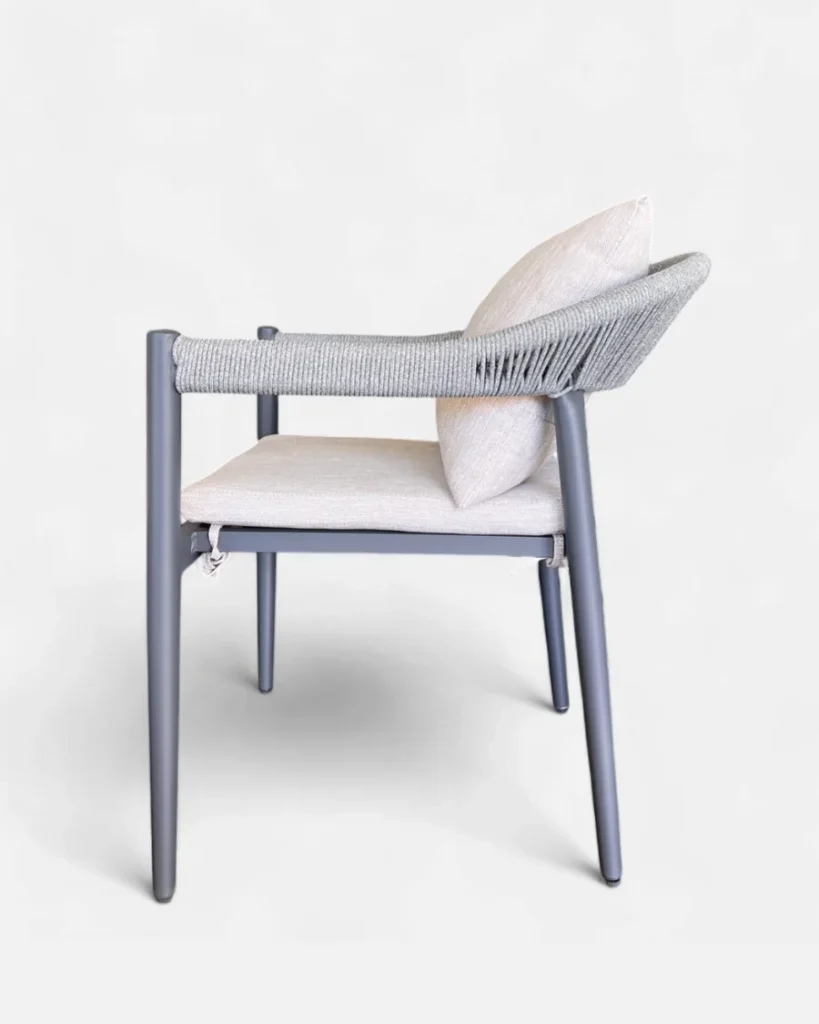 Silla color antracita de aluminio y cuerda