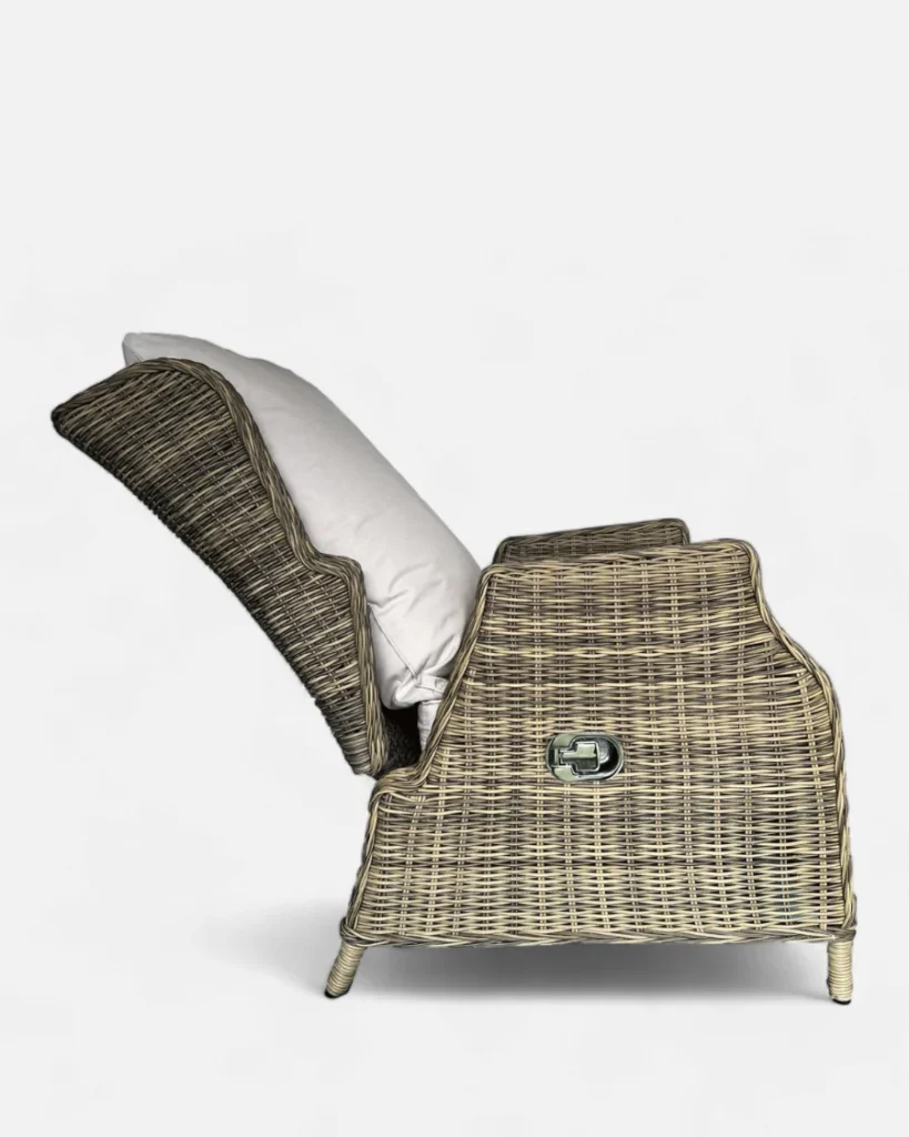 Sillón de ratán reclinable para exterior