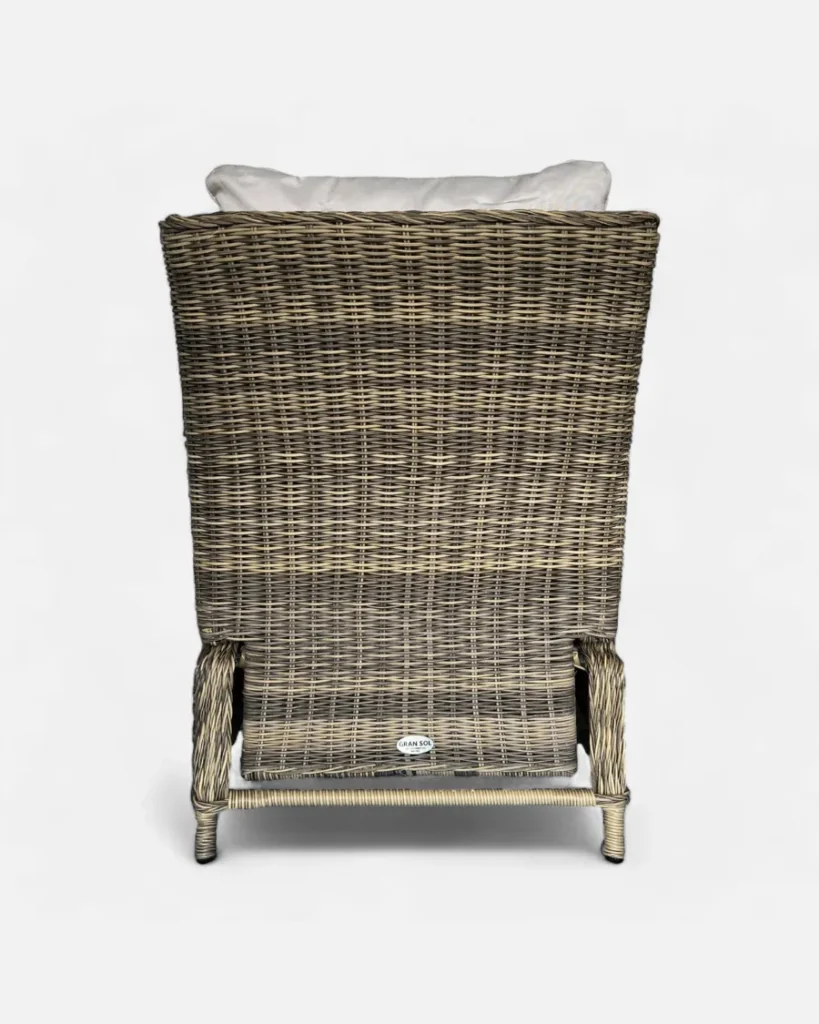 Sillón de ratán reclinable para exterior