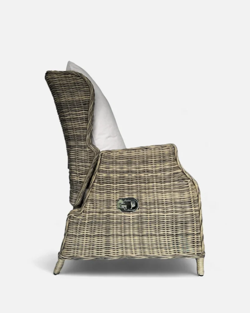Sillón de ratán reclinable para exterior