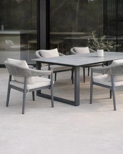 Silla color antracita de aluminio y cuerda