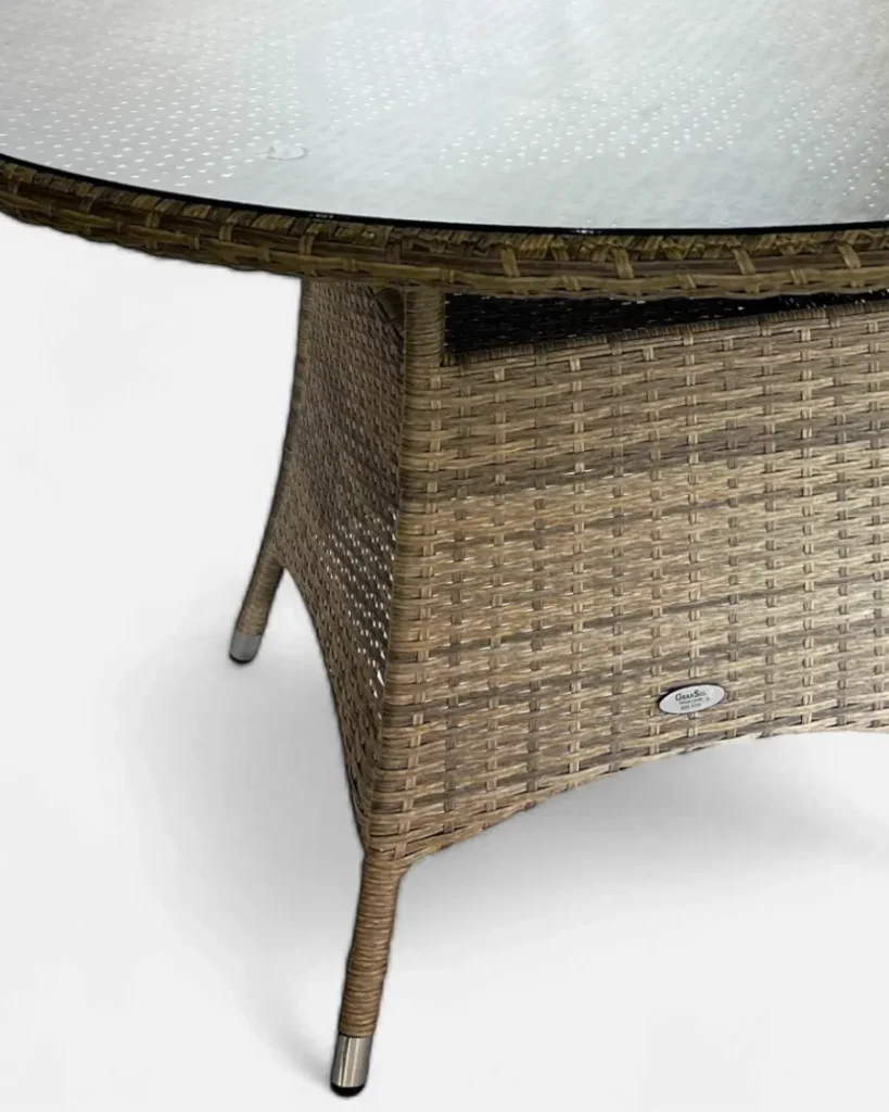 detalle Mesa redonda de ratan para exterior 120 cm